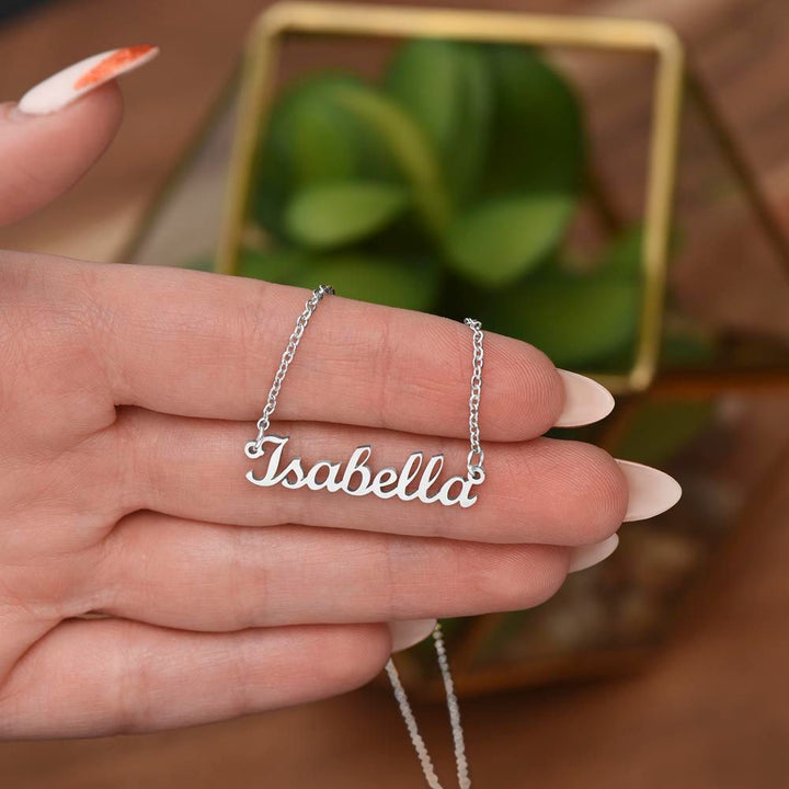 Make a Personal Statement with Our Custom Name Necklaces (No Message Card)